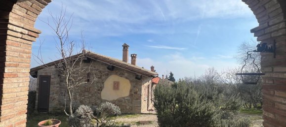 Квартира с 3 спальнями в Тоди, Италия № 380709 50