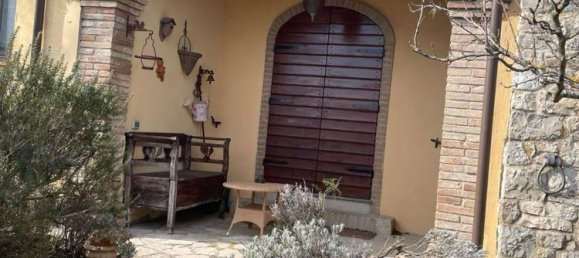 Квартира с 3 спальнями в Тоди, Италия № 380709 13