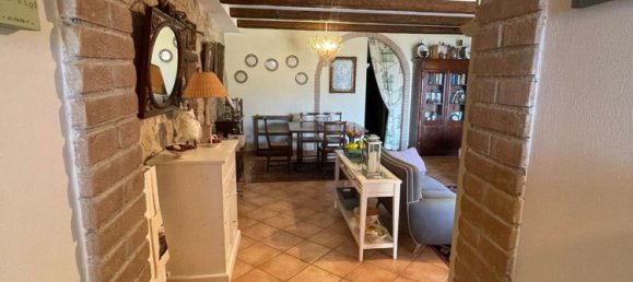 Квартира с 3 спальнями в Тоди, Италия № 380709 5