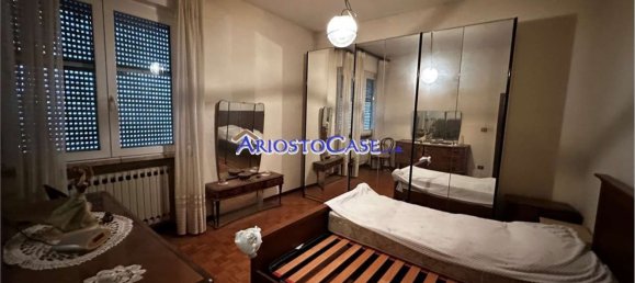 4-salle Appartement à Ferrara, Italy No. 11063 36