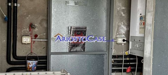 4-salle Appartement à Ferrara, Italy No. 11063 33