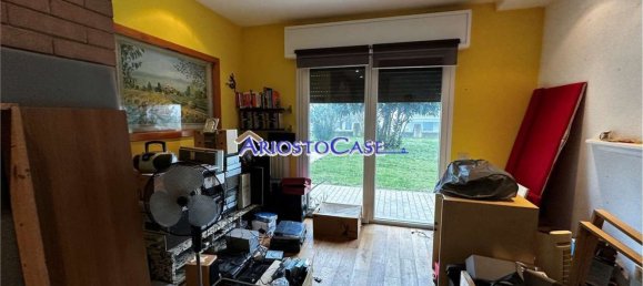 4-salle Appartement à Ferrara, Italy No. 11063 9