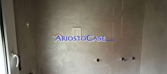 4-salle Appartement à Ferrara, Italy No. 11063 17