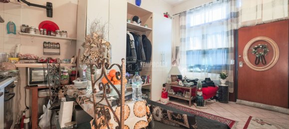 Studio in Bologna, Italy, Nr. 82095 8