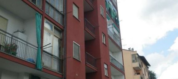 4 rooms Apartment in Chivasso, Italy No. 202515 2