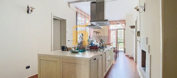 3 chambres Bâtiment à Lizzanello, Italy No. 68379 31