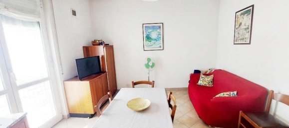 2 bedrooms Apartment in Borghetto Santo Spirito, Italy No. 344316 3