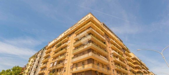 1 bedroom Apartment in Rome, Italy No. 320167 14