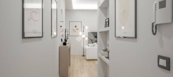 1 bedroom Apartment in Rome, Italy No. 320167 4