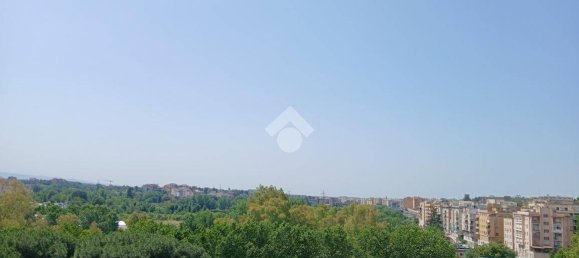 1 bedroom Apartment in Rome, Italy No. 320167 2