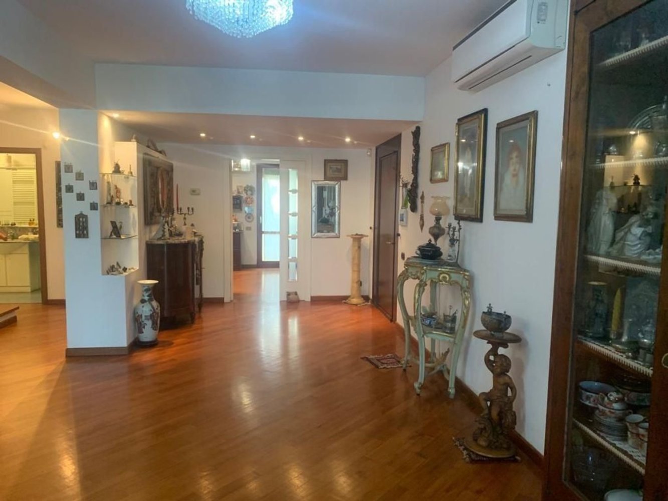 Casa de 7 divisões em Livorno, Italy N.º 91010