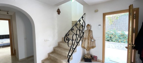 6 غرف نوم فيلا في Estepona, Spain رقم 49101 8