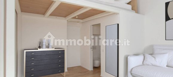 1 bedroom Apartment in Milan, Italy No. 249990 3