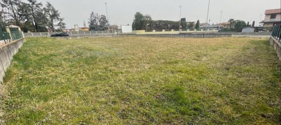 قطعة أرض في Martinengo, Italy 910متر مربع رقم 82706 12