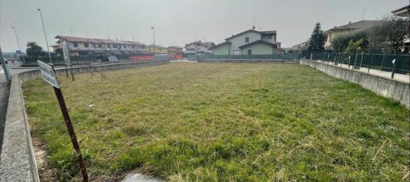 قطعة أرض في Martinengo, Italy 910متر مربع رقم 82706 2