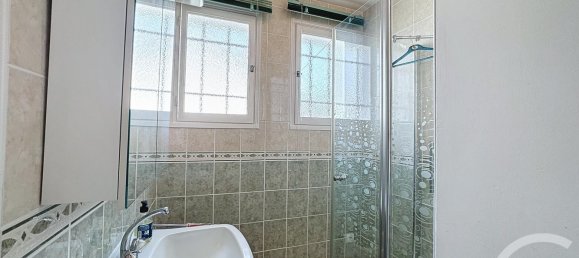 4 bedrooms House in Salbris, France No. 77516 9