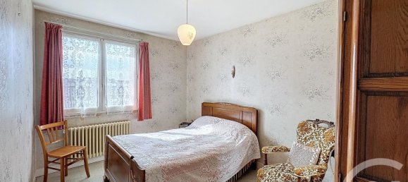 4 bedrooms House in Salbris, France No. 77516 8