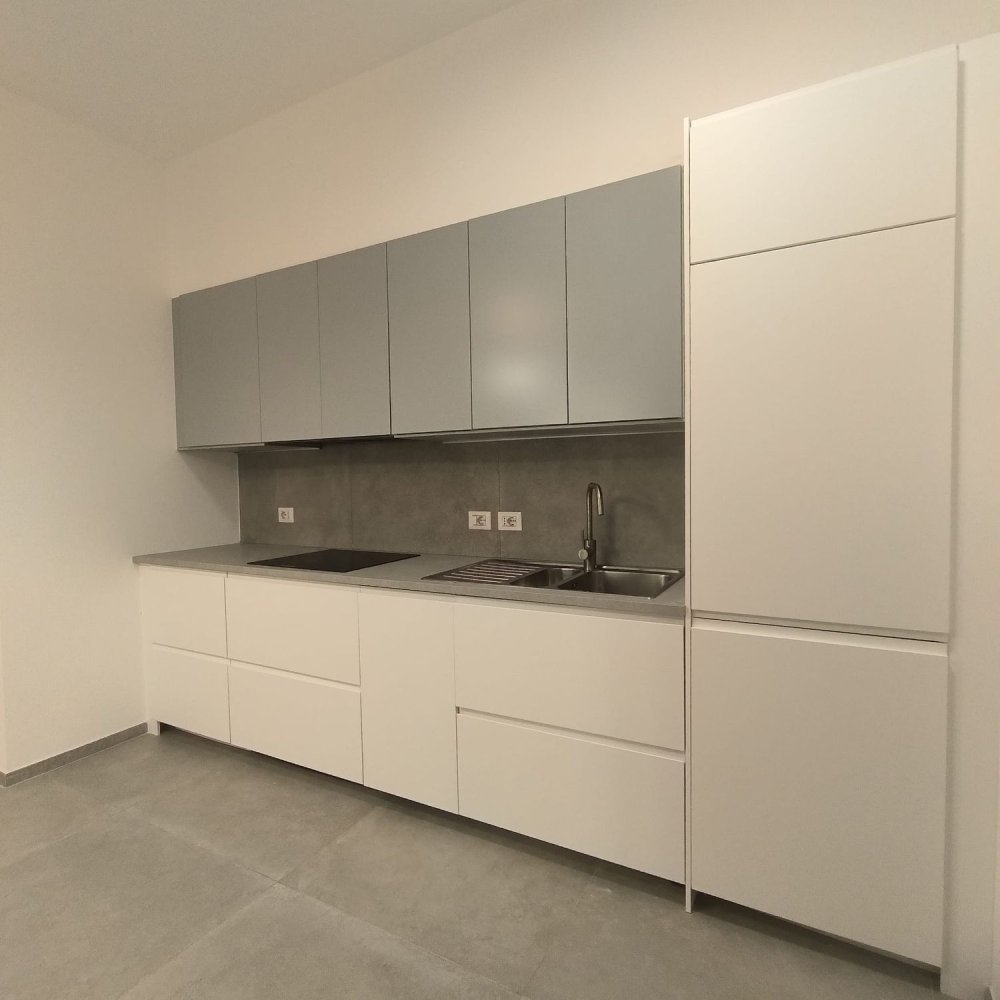 Apartamento T3 em Milan, Italy N.º 336889