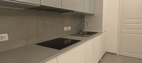 Apartamento T3 em Milan, Italy N.º 336889 3