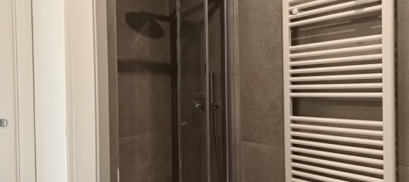 Apartamento T3 em Milan, Italy N.º 336889 23