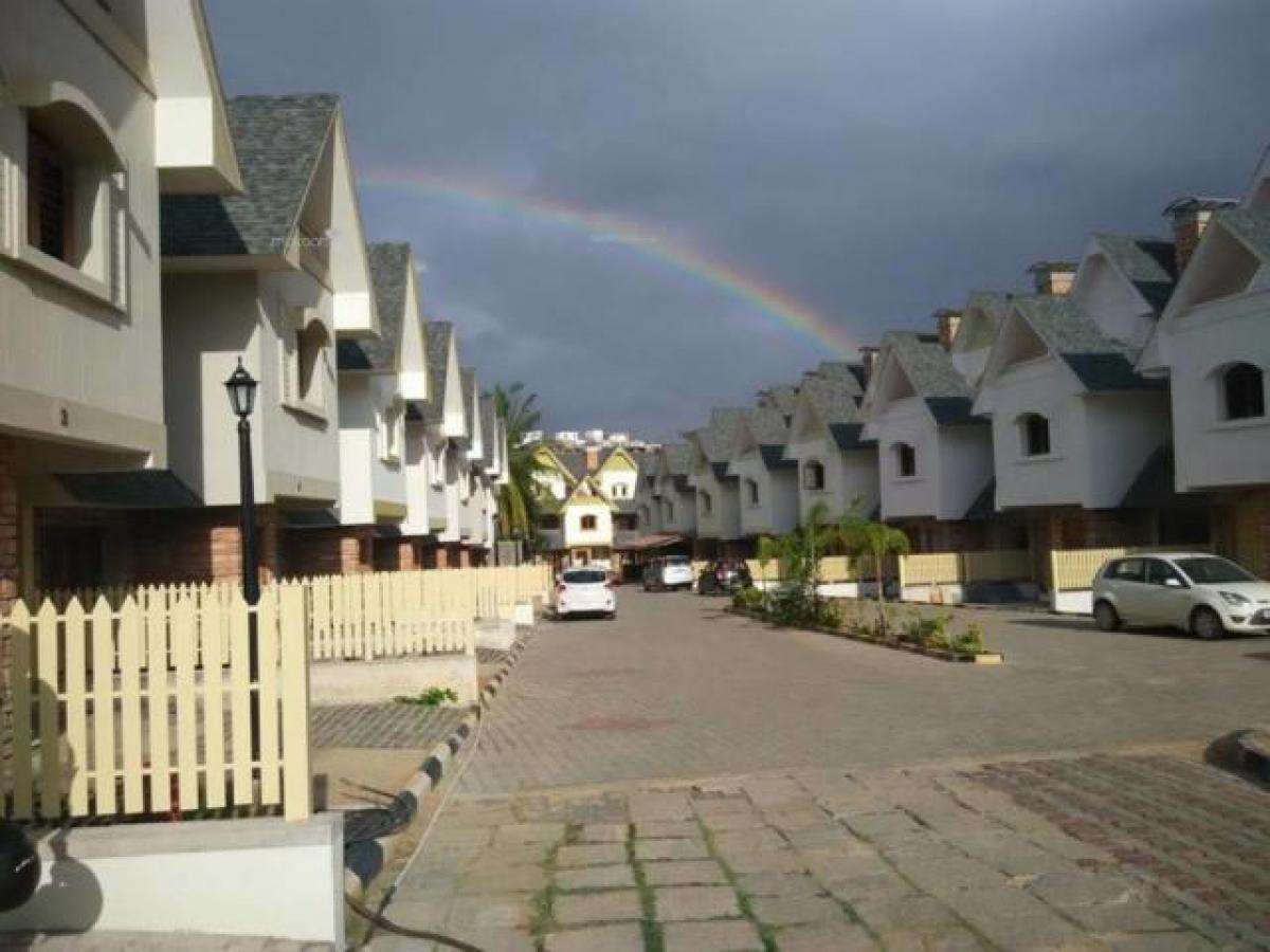 4 bedrooms House in Bangalore, India No. 14498