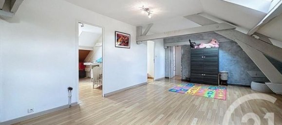 4 bedrooms House in Somme, France No. 305339 11