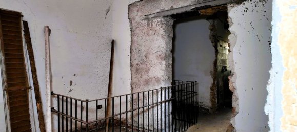  بناية في Palermo, Italy 400متر مربع رقم 68993 27