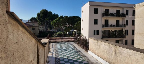  بناية في Palermo, Italy 400متر مربع رقم 68993 10