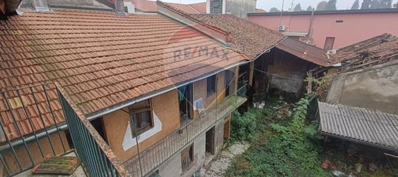 Casa de 8 divisões em Varedo, Italy N.º 121075 5