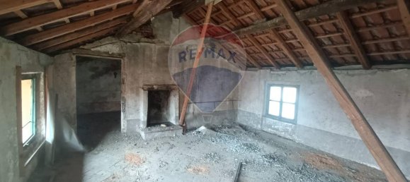 Casa de 8 divisões em Varedo, Italy N.º 121075 8