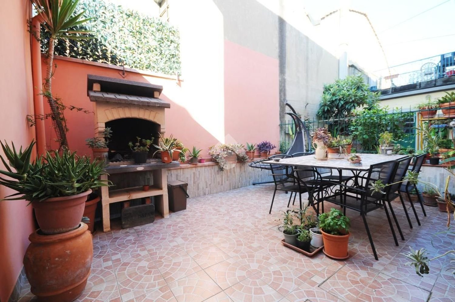 6 rooms House in Prato, Italy No. 308876