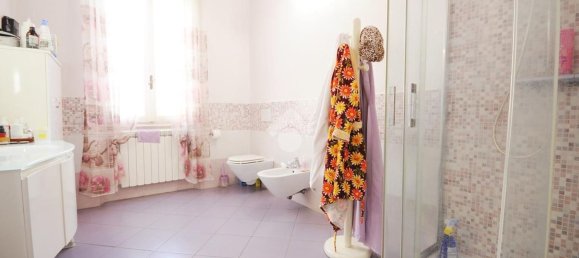 6 rooms House in Prato, Italy No. 308876 18