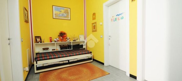 6 rooms House in Prato, Italy No. 308876 9