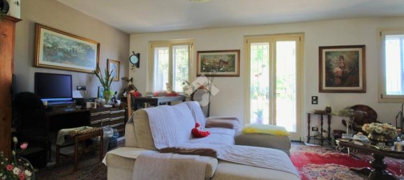 Apartamento de 4 dormitorios en Castelfidardo, Italy No. 260844 8