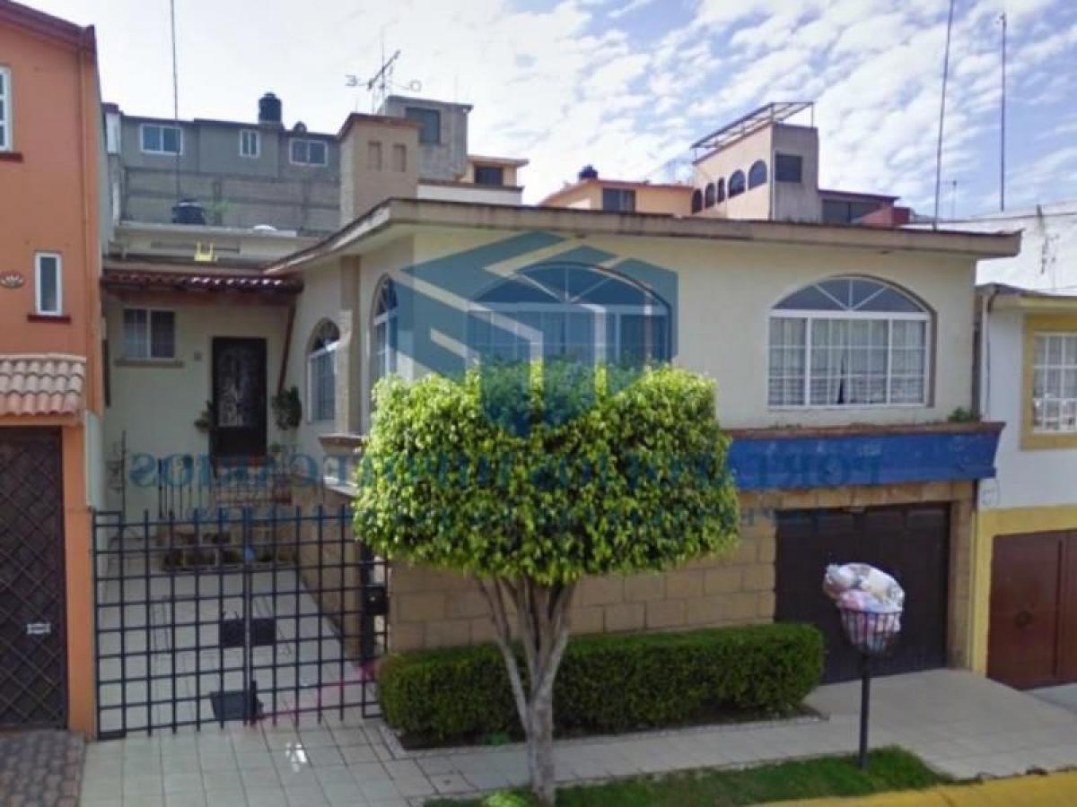 3 bedrooms House in Ciudad Lopez Mateos, Mexico No. 213373