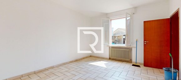 3 bedrooms Duplex in Ravenna, Italy No. 322760 4