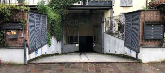 Garagem em Locate di Triulzi, Italy 24 m² N.º 333286 4