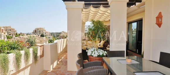 4 bedrooms Penthouse in Benahavis, Spain No. 121982 21