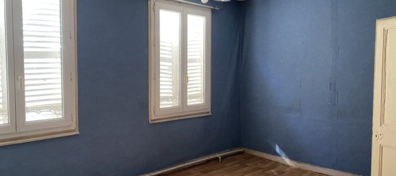 Casa de 5 dormitorios en Poix-de-Picardie, France No. 255898 2