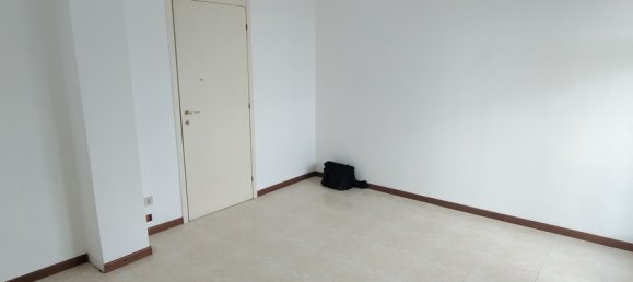 1 bedroom Apartment in Milan, Italy No. 326744 6