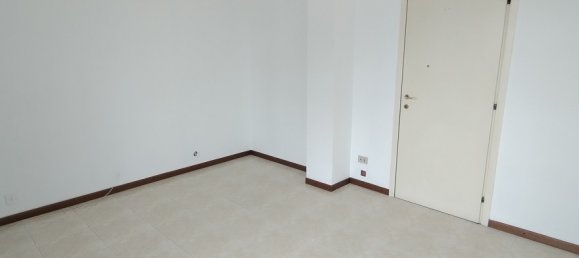 1 bedroom Apartment in Milan, Italy No. 326744 5