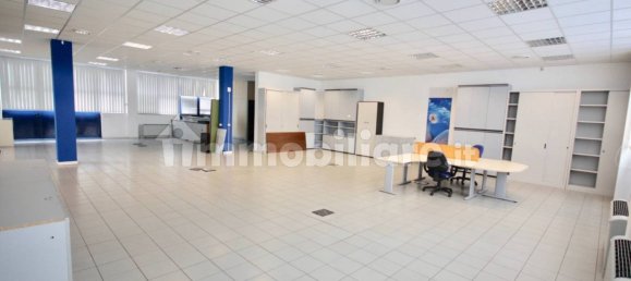 5-Zimmer Büro in Vimercate, Italy, Nr. 317761 13