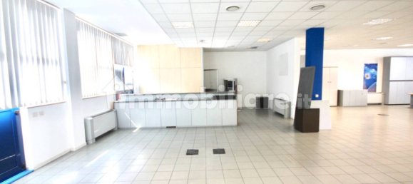 5-Zimmer Büro in Vimercate, Italy, Nr. 317761 12