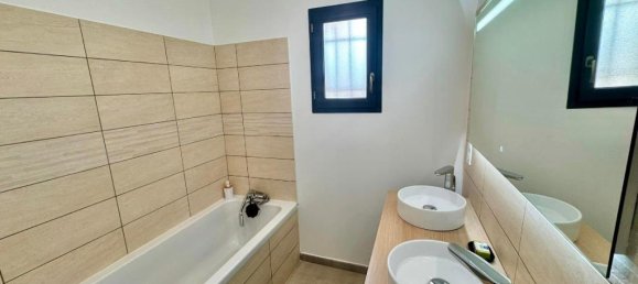 3 bedrooms Villa in Puisserguier, France No. 204272 12