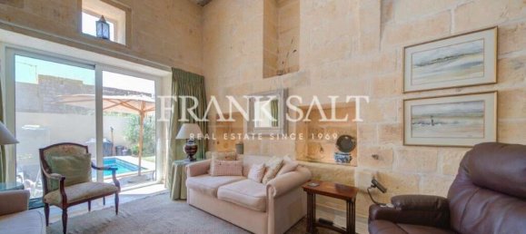 4 غرف نوم منزل في Xewkija, Malta رقم 6081 6