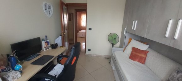 4 bedrooms Apartment in Turin, Italy No. 339599 10