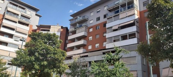 4 bedrooms Apartment in Turin, Italy No. 339599 21