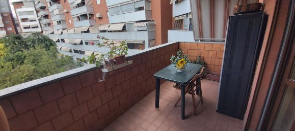 4 bedrooms Apartment in Turin, Italy No. 339599 3