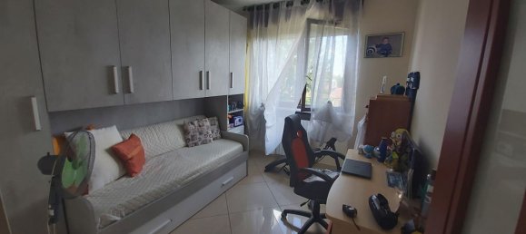 4 bedrooms Apartment in Turin, Italy No. 339599 9