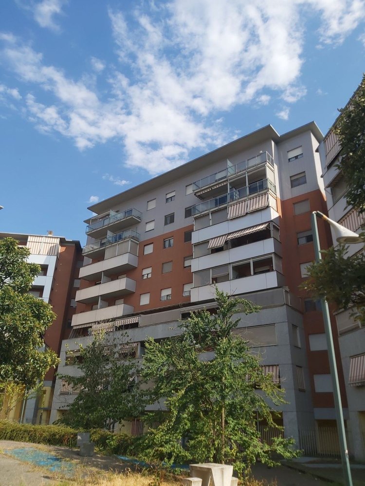 4 bedrooms Apartment in Turin, Italy No. 339599